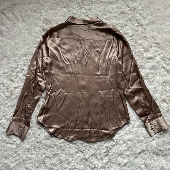 Madewell Blouse Darted Button-Up Shirt in Satin Matchstick 6 NWT New - Picture 5 of 12